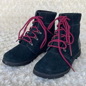 The North face boots